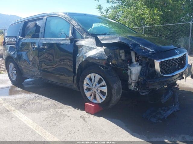 2017 KIA SEDONA LX - 1