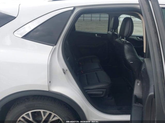 2020 FORD ESCAPE SEL 8