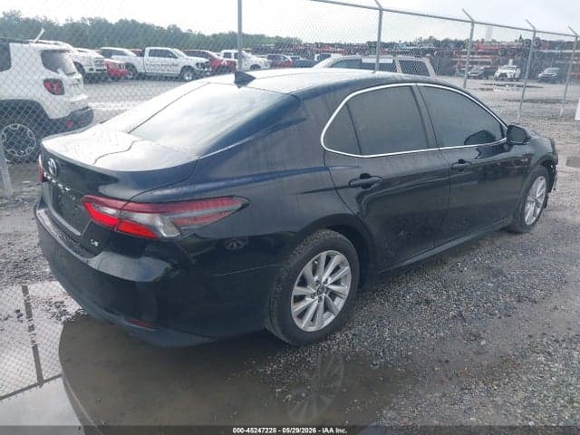 2023 TOYOTA CAMRY LE 4