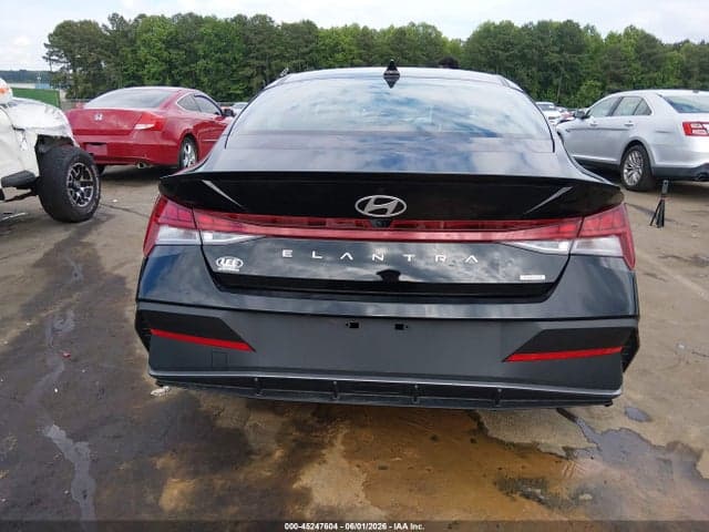 2025 HYUNDAI ELANTRA HYBRID SEL SPORT 17