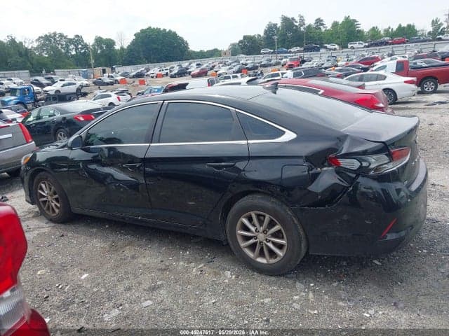 2019 HYUNDAI SONATA SE 14