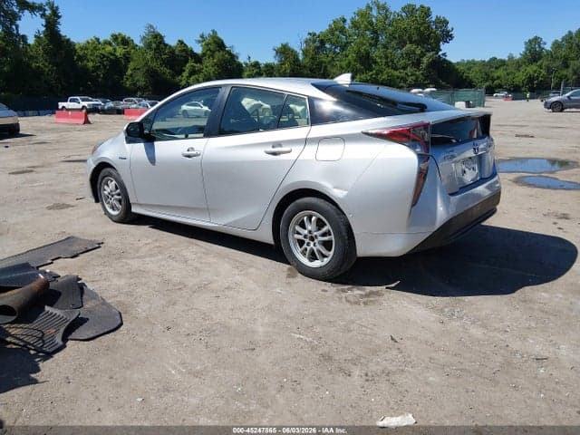 2017 TOYOTA PRIUS THREE 3