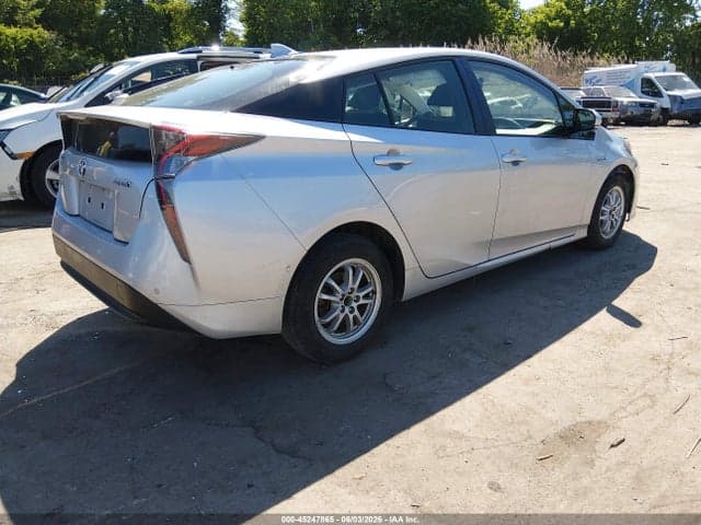 2017 TOYOTA PRIUS THREE 4