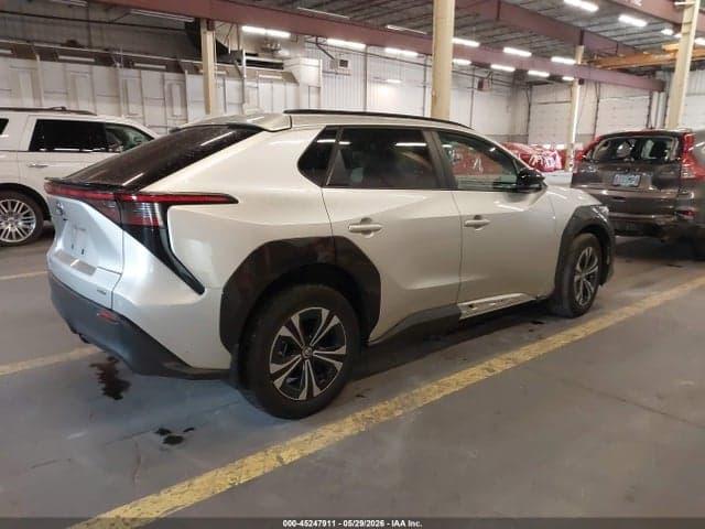 2025 TOYOTA BZ4X XLE 4