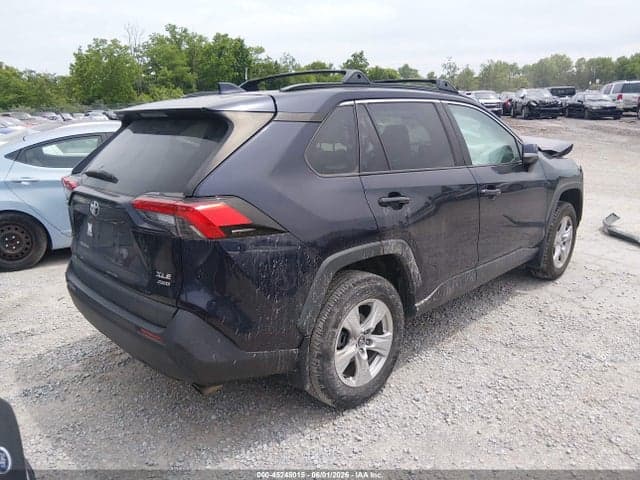 2020 TOYOTA RAV4 XLE 4