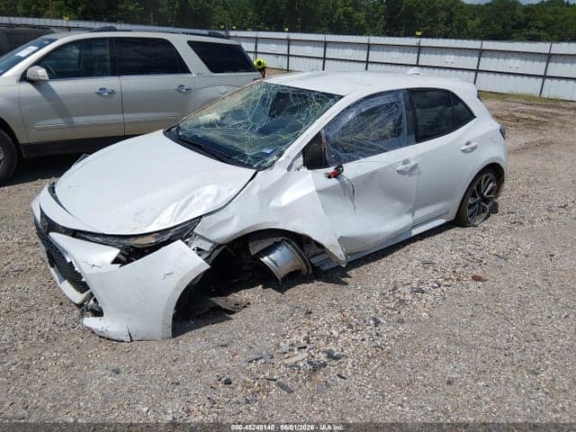 2021 TOYOTA COROLLA XSE 2