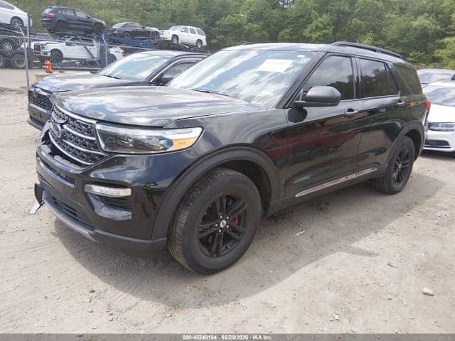 2022 FORD EXPLORER XLT 2