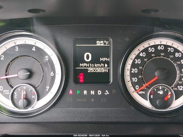 2018 RAM 1500 EXPRESS 4X4 6'4 BOX 15