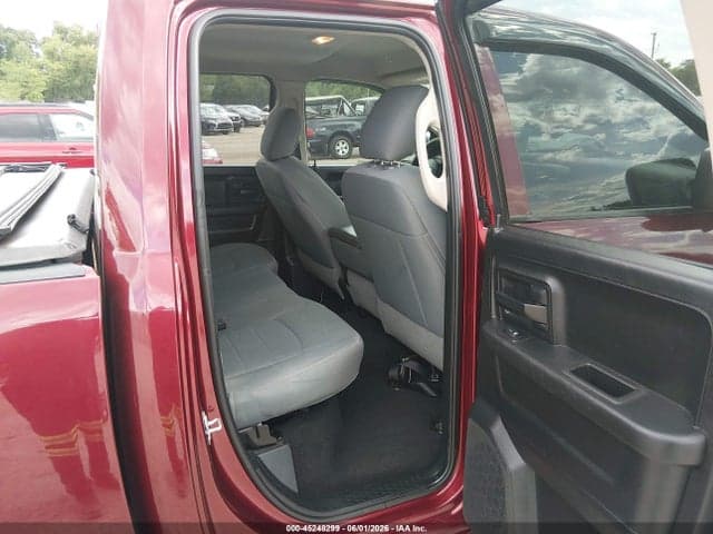 2018 RAM 1500 EXPRESS 4X4 6'4 BOX 8