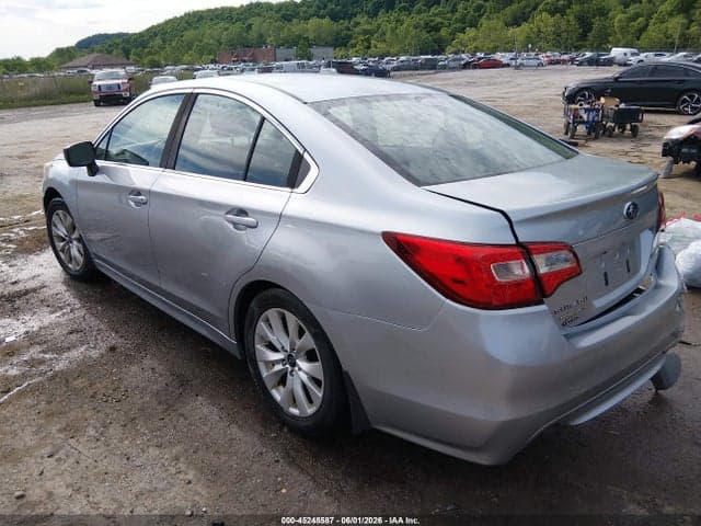 2017 SUBARU LEGACY 2.5I 3