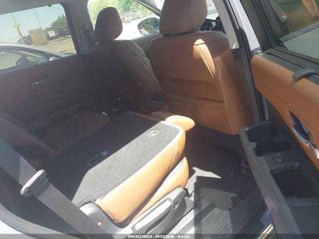 2024 NISSAN PATHFINDER PLATINUM 4WD 8