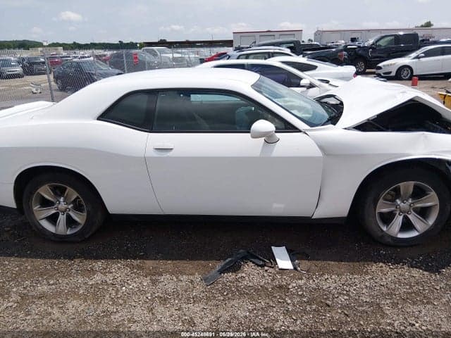 2022 DODGE CHALLENGER SXT 13