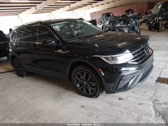 2022 VOLKSWAGEN TIGUAN 2.0T SE