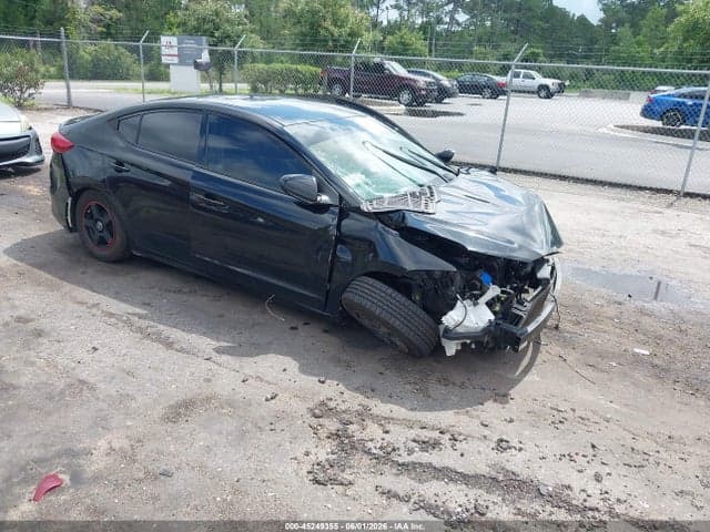 2018 HYUNDAI ELANTRA SE