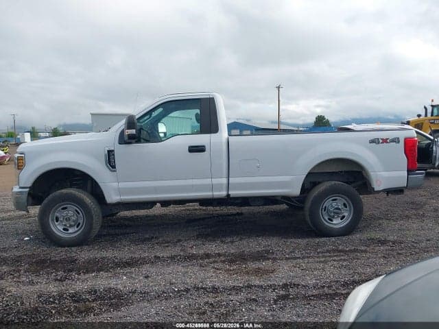 2018 FORD F-250 XL 19