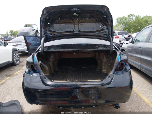 2017 TOYOTA CAMRY SE 6