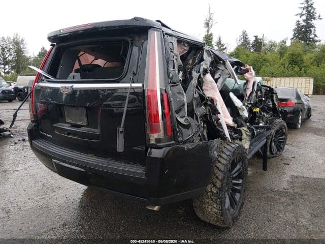 2019 CADILLAC ESCALADE LUXURY 4