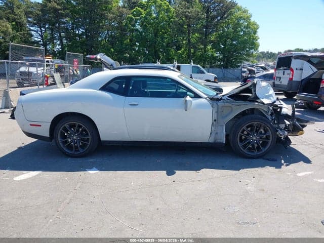 2022 DODGE CHALLENGER GT AWD 13