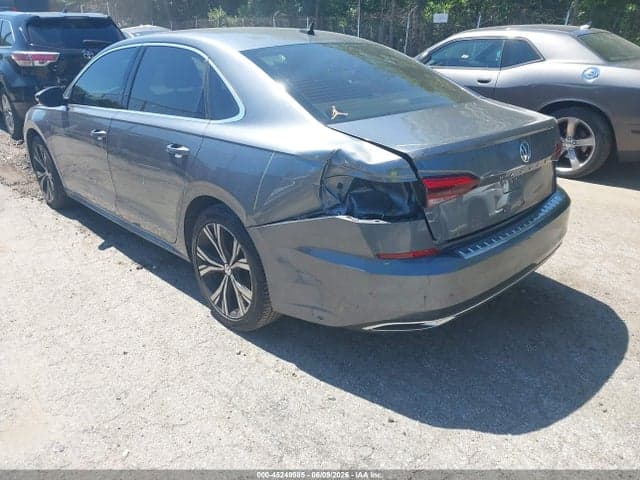 2021 VOLKSWAGEN PASSAT 2.0T SE 3