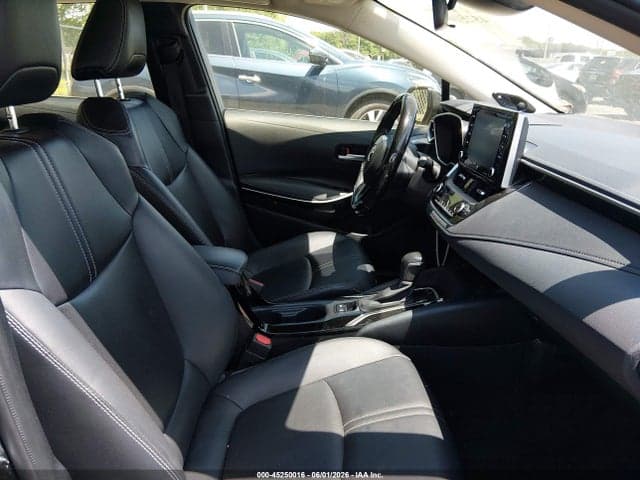 2020 TOYOTA COROLLA XLE 5
