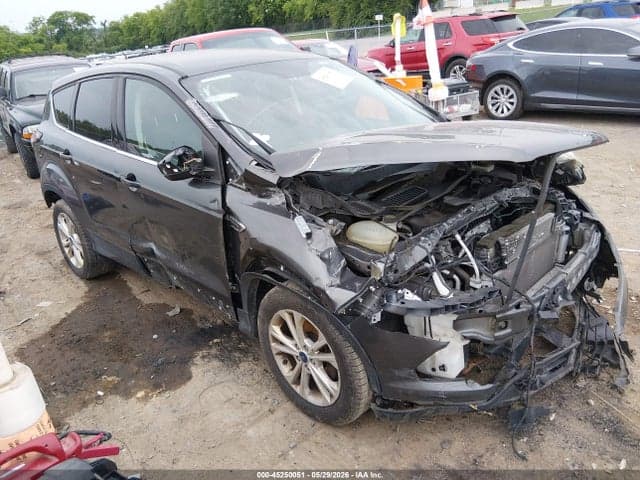 2017 FORD ESCAPE SE 1
