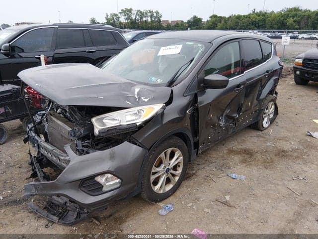 2017 FORD ESCAPE SE 2
