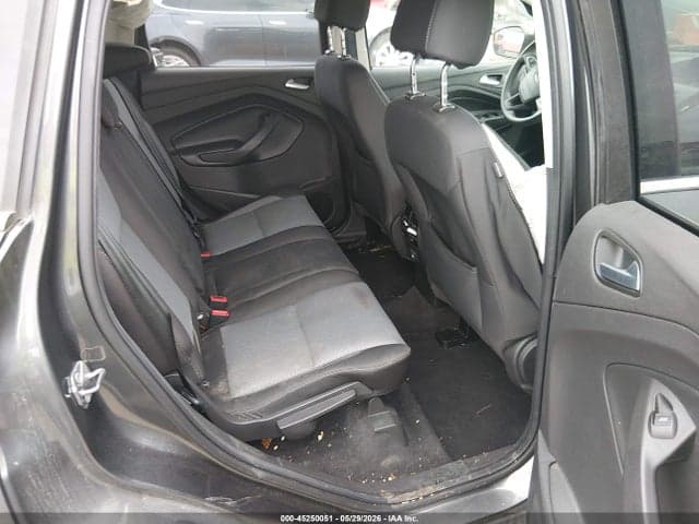 2017 FORD ESCAPE SE 8