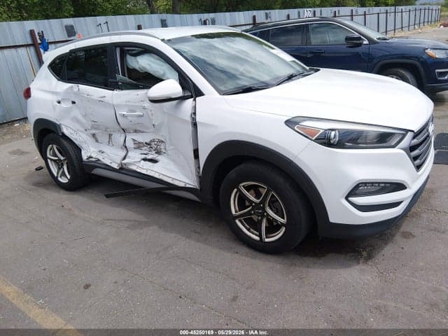 2017 HYUNDAI TUCSON SE PLUS - 1