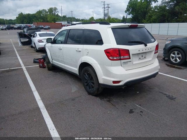 2019 DODGE JOURNEY SE 3