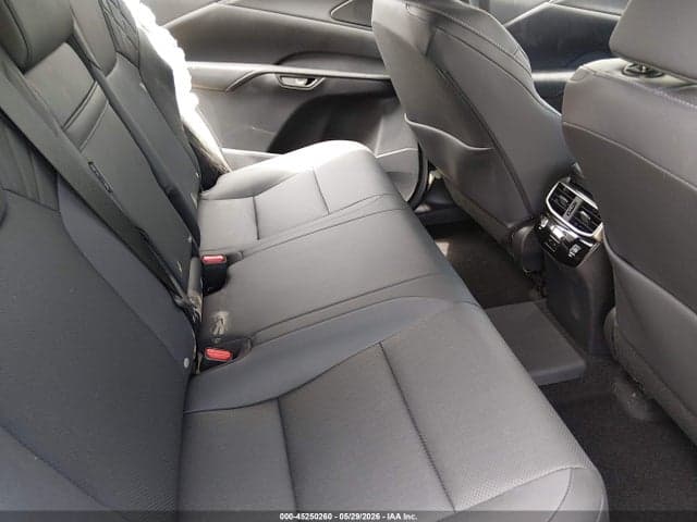 2026 LEXUS RX 450H+ PREMIUM 8