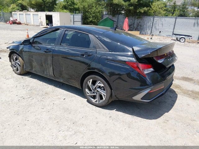 2025 HYUNDAI ELANTRA SEL SPORT 3