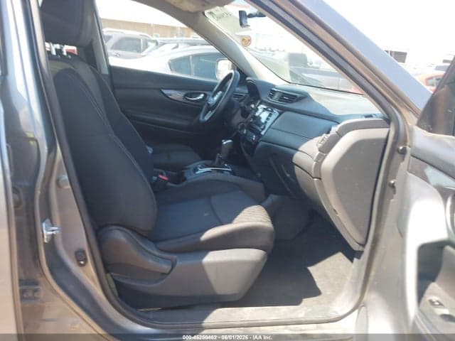 2017 NISSAN ROGUE S 5