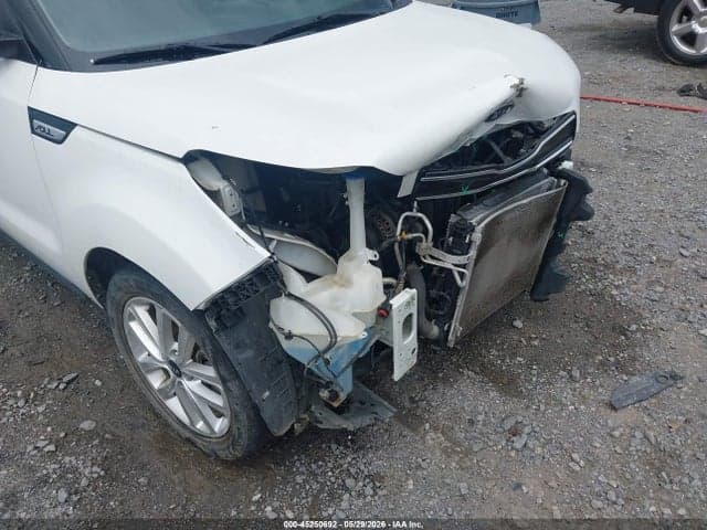 2019 KIA SOUL + 6