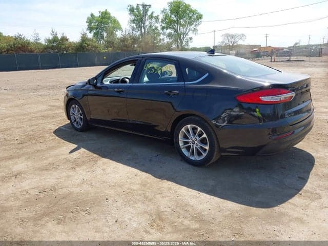 2020 FORD FUSION SE 3