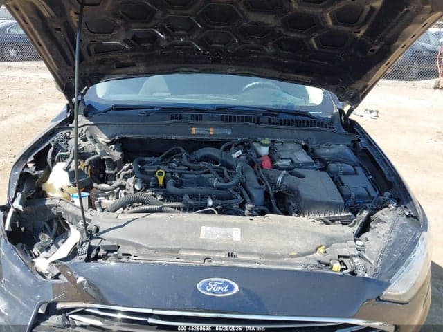 2020 FORD FUSION SE 10
