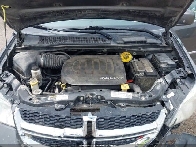 2017 DODGE GRAND CARAVAN CREW 10