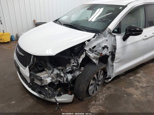 2024 CHRYSLER PACIFICA HYBRID SELECT 6