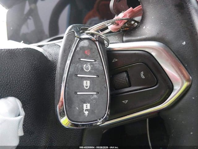 2025 CHEVROLET TRAX FWD LT 11