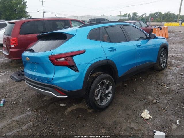2025 CHEVROLET TRAX FWD LT 4