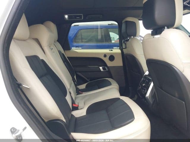 2022 LAND ROVER RANGE ROVER 8