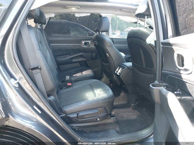 2022 KIA SORENTO SX 8