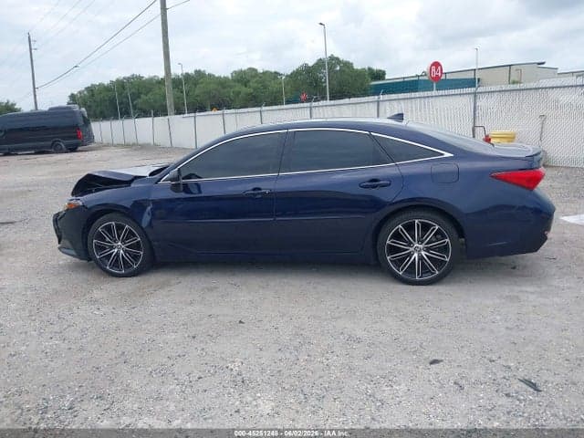 2022 TOYOTA AVALON TOURING 14