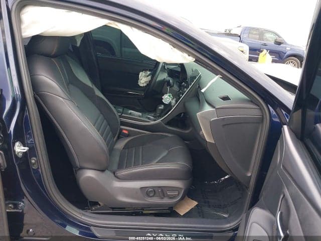 2022 TOYOTA AVALON TOURING 5