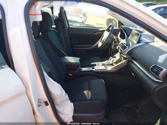 2018 MITSUBISHI ECLIPSE CROSS SE 5