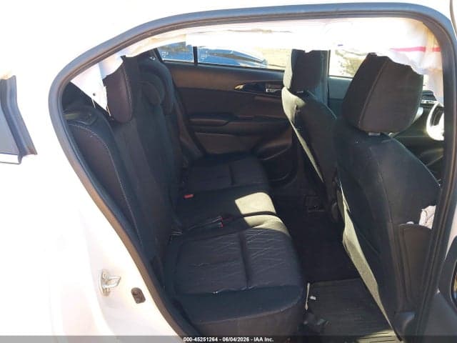 2018 MITSUBISHI ECLIPSE CROSS SE 8