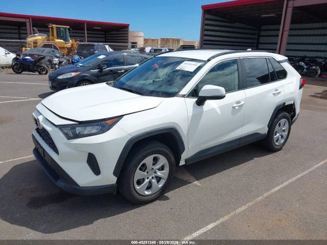 2021 TOYOTA RAV4 LE 2