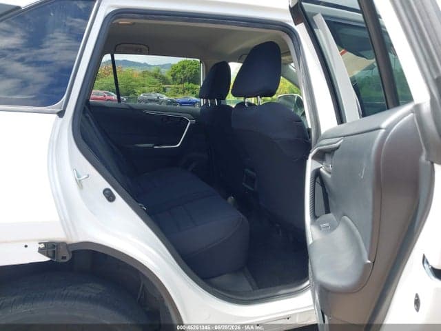 2021 TOYOTA RAV4 LE 8