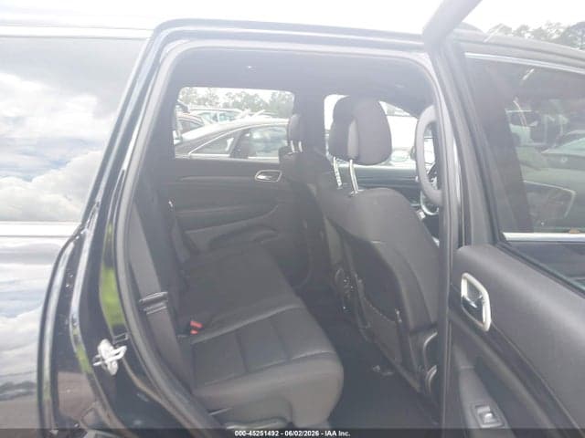 2020 JEEP GRAND CHEROKEE LAREDO E 4X4 8