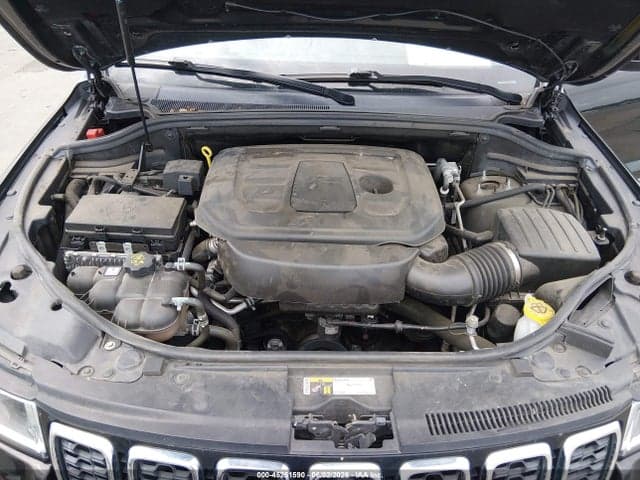 2021 JEEP GRAND CHEROKEE LAREDO E 4X4 10