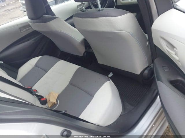 2026 TOYOTA COROLLA LE 8